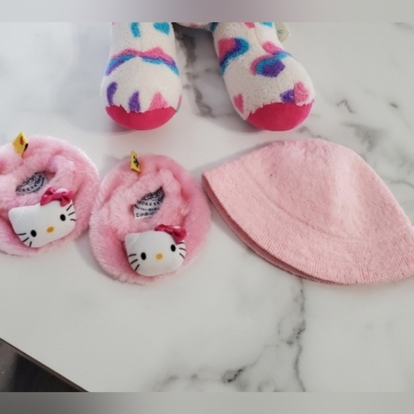 Build a Bear Workshop White Bear with Hearts - Picture 15 of 16